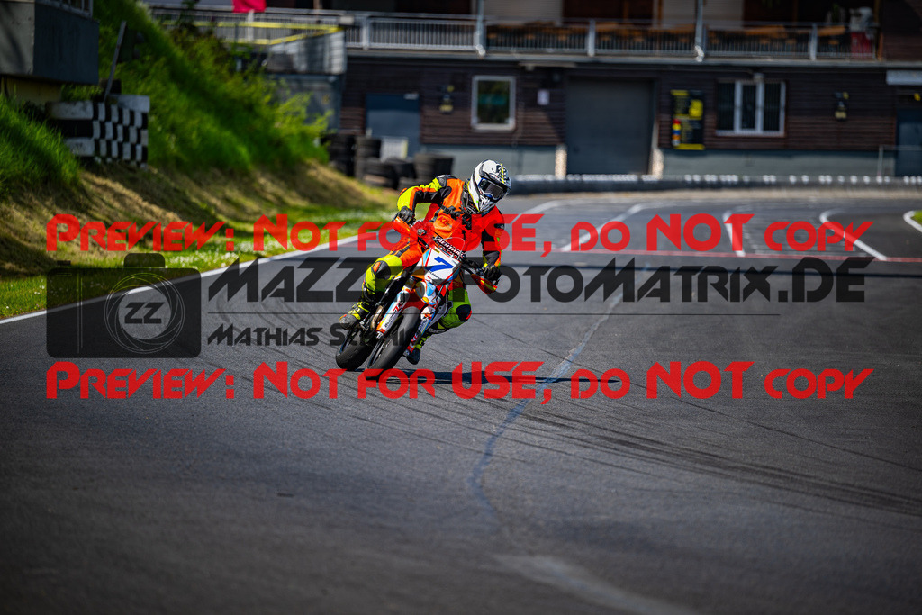 MaZZes_FotoMatrix_240430_6021986_5098 | Fotograf Mathias Schmid
Sportfotograf,
Eventfotograf,
Hochzeitsfotograf,
Portraitfotograf