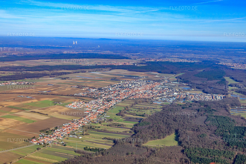 Luftbild: Stadtansicht aus Südwesten in Kandel im Bundesland Rheinland-Pfalz in Deutschland. Foto: IMG_37514.jpg vom 07.02.2011 durch Werner Riehm/FLY-FOTO.de
