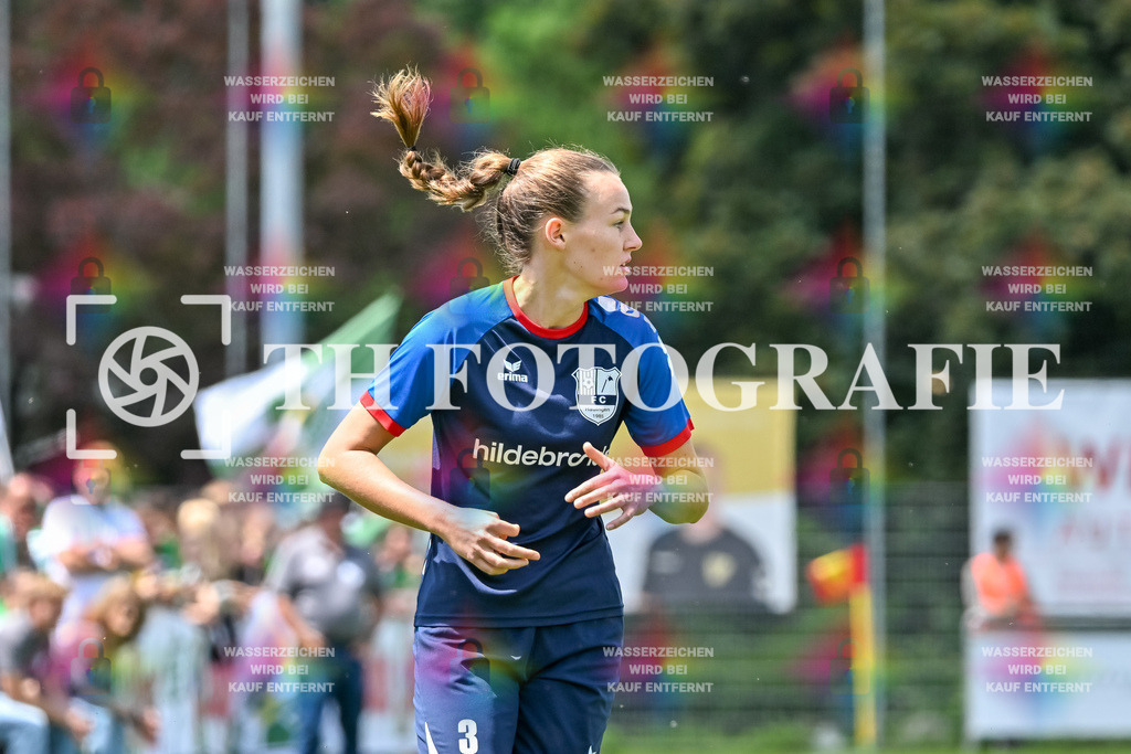 GER, FC Hauingen - SV Waldhaus, Frauen-Fussball, Rothaus Bezirkpokal, Finale, Saison 2024/2025, 29.05.2025 | Julie Le Moult (FC Hauingen, #03)GER, FC Hauingen - SV Waldhaus, Frauen-Fussball, Rothaus Bezirkpokal, Finale, Saison 2024/2025, 29.05.2025Foto: TH Fotografie/Thomas Hess