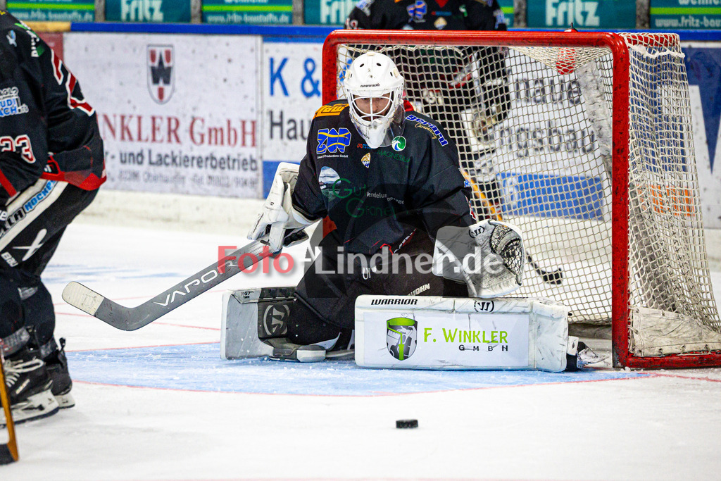 Peißenberg MINERS gegen EHC Klostersee | Eishockey Bayernliga 2025/26 Vorrunde 12. Spieltag, Peißenberg MINERS gegen EHC Klostersee, 20251116,Xaver NAGEL (MINERS Goali 80) in Aktion,2025-11-16 in Peißenberg (flatbuy Arena Peißenberg), Xaver NAGEL (MINERS Goali 80)Copyright: WolfgangxLindner www.foto-lindner.de