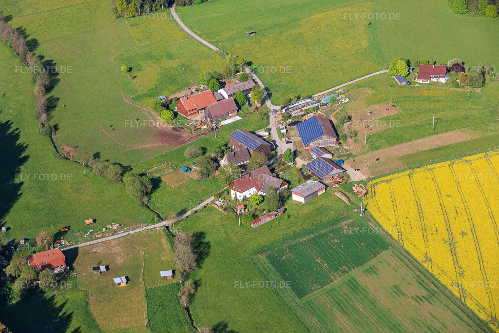 Luftbild: Ortsteil Stampfe mit Karl Mauch Landwirtschaft in Dunningen im Bundesland Baden-Württemberg in Deutschland. – Foto: IMG_156375.jpg vom 17.05.2026 durch Werner Riehm/FLY-FOTO.de – Auflösung des Originals: 5768 x 3845 px