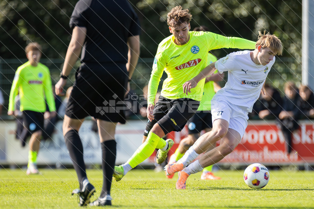20251003_Picselweb-Fotografie_1R3_1410 | DFB Pokal 2. Runde, JFV A/O/B/H/H - SV Stuttgarter Kickers, Foto: Jörg Struwe - picselweb.de - Realisiert mit Pictrs.com