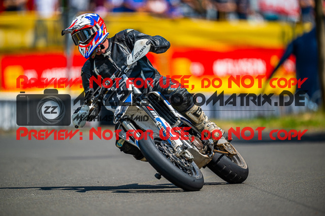 MaZZes_FotoMatrix_230609_0736 | UE40