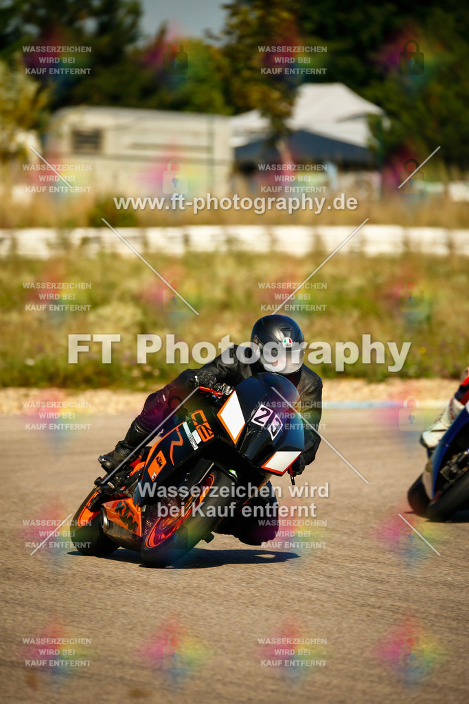 _MOT8805 | Hier findet Ihr Bilder von Touristenfahrten auf der Nürburgring Nordschleife oder von anderen Veranstaltungen die ich besucht habe. Viel Spass beim Durch Schauen 