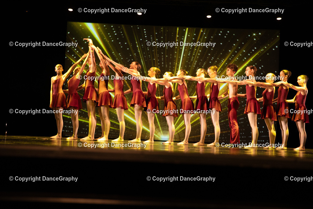 GPHY5610 | DanceGraphy - Realisiert mit Pictrs.com