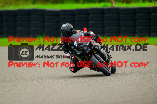 MaZZes_Fotomatrix_20241003_6007705_2641 | GRUEN