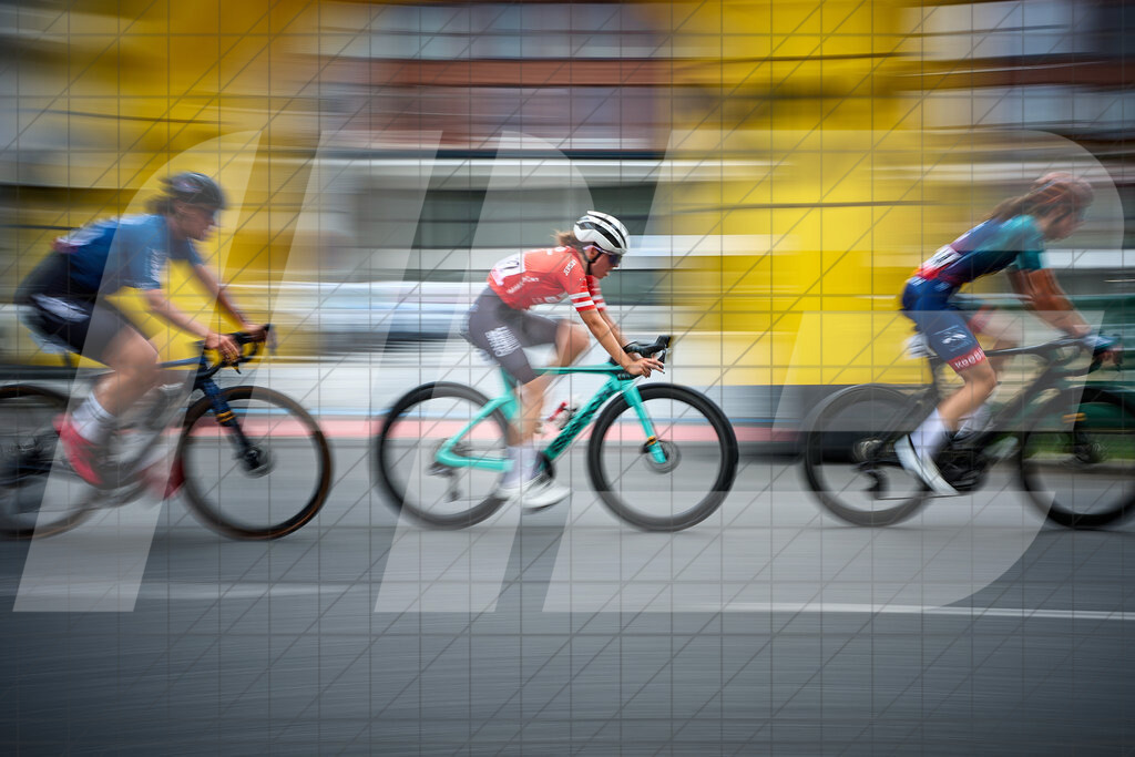 Erlauftaler Radsporttage 2024 - Kriterium in Wieselburg, Niederösterreich, Österreich am 13.07.2024Foto: © 2024 Martin Bihounek / martinbihounek.com | 13.07.2024: Erlauftaler Radsporttage 2024 - Kriterium in Wieselburg, Niederösterreich, ÖsterreichFoto: © 2024 Martin Bihounek / martinbihounek.comInsta: @martinbihounekcomFB: @martinbihounekphotography