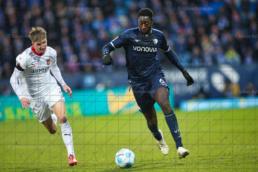 22. Dezember 2024 | VfL Bochum – FC Heidenheim | Zum Jahresabschluss gelang dem VfL Bochum der erste Saisonsieg. Das Duell mit Heidenheim wurde 2:0 gewonnen - Realisiert mit Pictrs.com