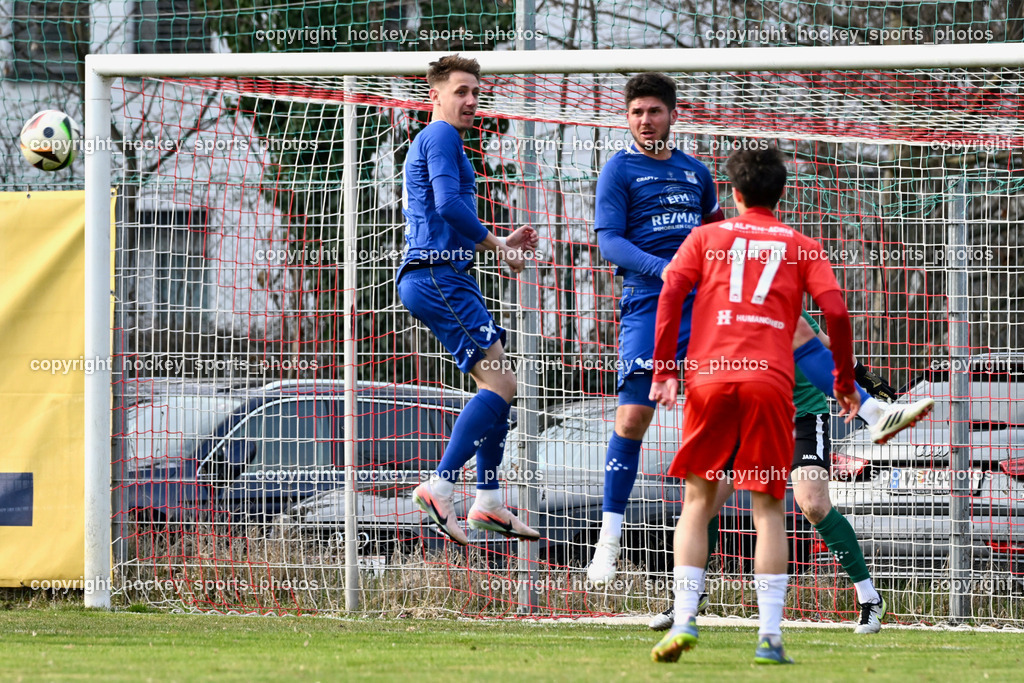 KAC 1909 vs. Union Matrei | #17 Milan Luka Mosser KAC 1909, #33 Alexander Wibmer Union Matrei, #31 Jonathan Panzl Union Matrei, KAC 1909 vs. Union Matrei, KAC 1909 vs. Union Matrei am 21.03.2026 in Klagenfurt (Sportplatz KAC), Austria, (Photo by Bernd Stefan)