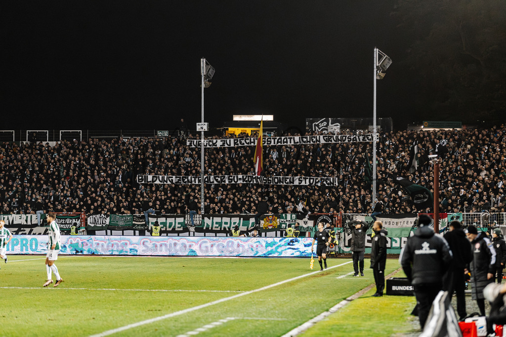 SC Preußen Münster - Fortuna Düsseldorf 1895 | Das ist die Fotodatenbank für authentische Sportfotografie aus Münster: Markus Paletta fotografiert Teams, Sportler:innen, Kinder, Events & Unternehmen. - Realisiert mit Pictrs.com