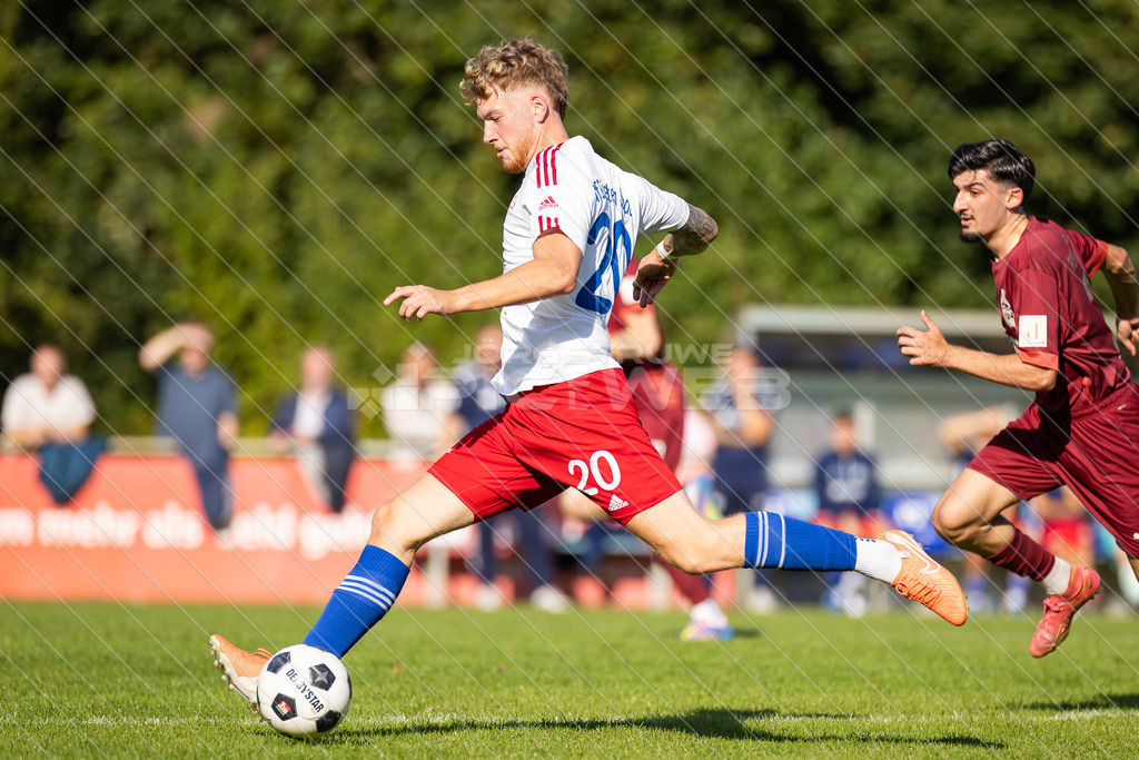 20250928_Picselweb-Fotografie_1R3_1525 | Spielszenen aus dem Spiel VfL Güldenstern Stade - Rotenburger SV. Ergebnis 0:3 - Realisiert mit Pictrs.com