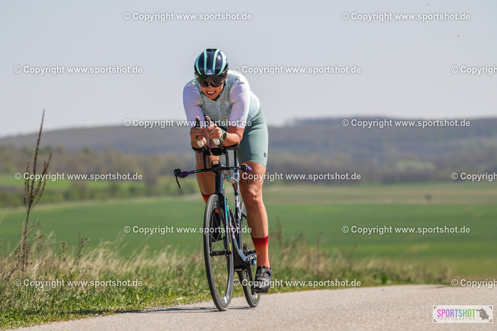 368A2556 | Neusiedlersee Radmarathon 2026@sportshot_your_pictrs #yourpictures#roadtowm2029 #nrm #neusiedlerseeradmarathon #neusiedlersee #neusiedlerseetourismus #burgenland #mörbisch #nrm26 #burgenlandtourismus #voglundco #poweredbyburgenlandtourismus #radsport #rad #marathon #ucigranfondo #visitburgenland #ucigranfondoworldseries