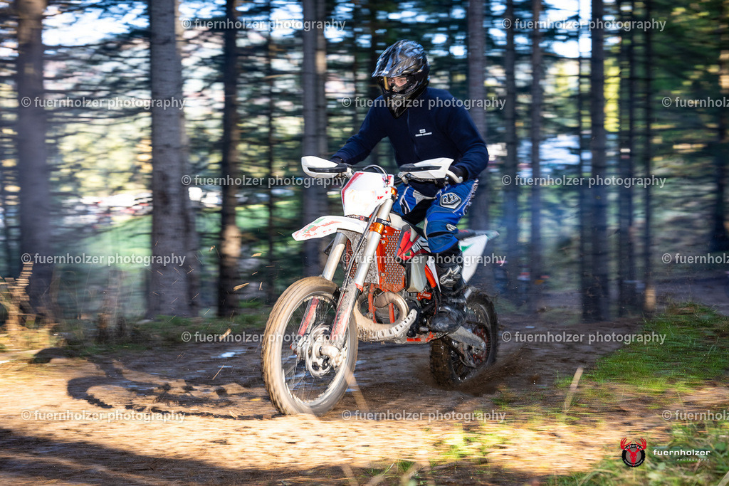 fuernholzer_251026-C1-75 | Fotografische Impressionen von der Red Stag Enduro Extreme by fuernholzer-photography.com. Endurosport in Österreich fotografisch festgehalten von fuernholzer. Auftragsfotografie für Private, Gewerbefotos und Industriefotografie. Eventfotografie, Sportfotografie und Motorsportfotografie. Anbieter von Fotoworkshops, Fototraining, fotografischen Vorträgen und Fotoseminaren.