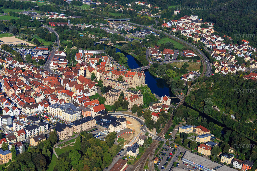 Luftbild: Hohenzollernschloss Sigmaringen in Sigmaringen im Bundesland Baden-Württemberg in Deutschland. Foto: IMG_094180.jpg vom 27.08.2016 durch Werner Riehm/FLY-FOTO.deHOHENZOLLERN-SCHLOSS.DE