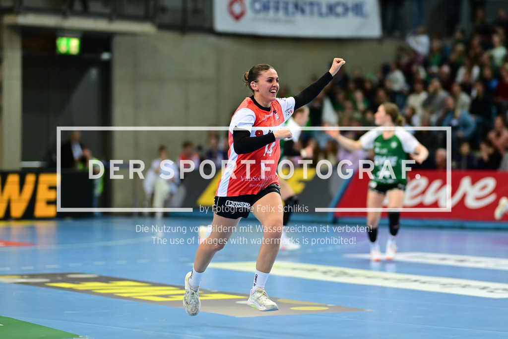 Handball I Frauen I Saison 2025-2026 I 1. HBF I 9. Spieltag I VfL Oldenburg - HSG Blomberg-Lippe I 75127 | Der Sportfotograf. - Realisiert mit Pictrs.com