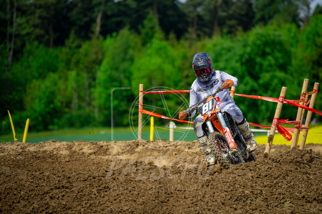 Ra2 (97) | Paeschuphoto Shop - Wer nicht sucht der auch nicht findet.Ob Motocrossbilder oder von einem besuchtem Spiel, Hauptsache Action. - Realisiert mit Pictrs.com