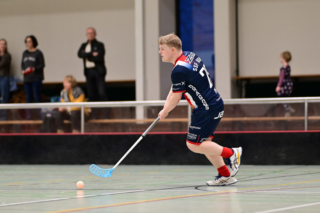 Floorball I Herren I Saison 2024-2025 I 2. FBL Herren Nord-West I 12. Spieltag I MTV Mittelnkirchen - SSF Dragons Bonn II I 036426 | Der Sportfotograf. - Realisiert mit Pictrs.com