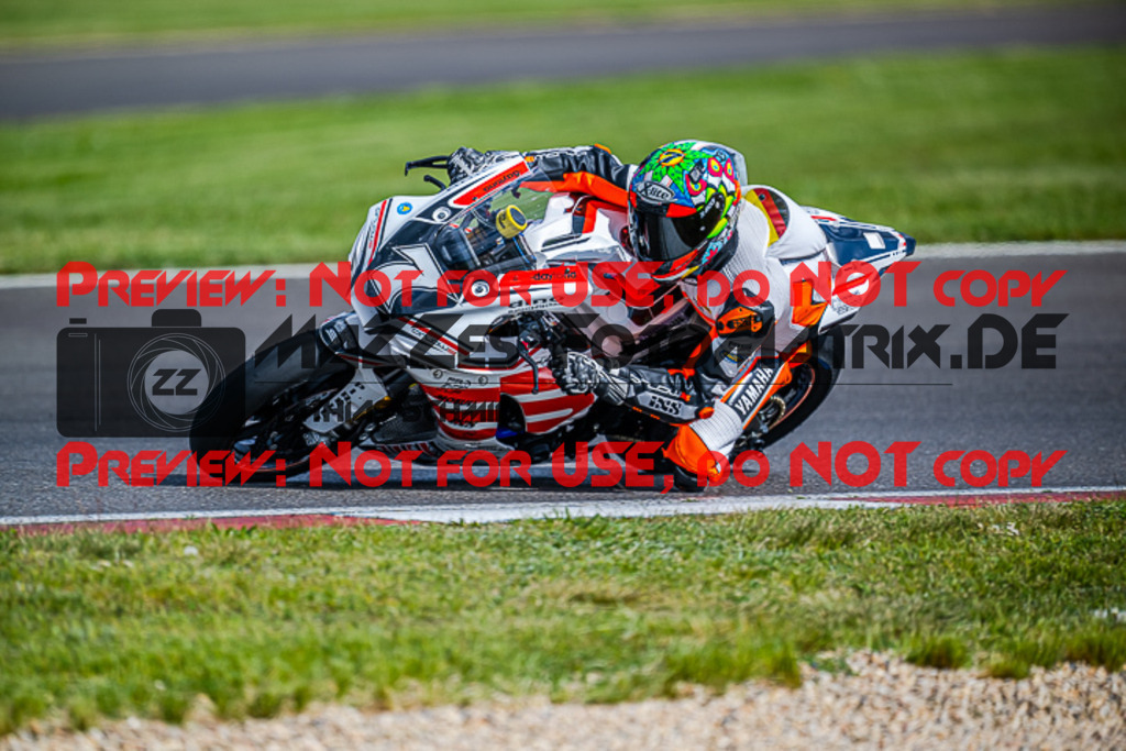 MaZZes_FotoMatrix_220506_91407 | Fotograf Mathias Schmid
Sportfotograf,
Eventfotograf,
Hochzeitsfotograf,
Portraitfotograf