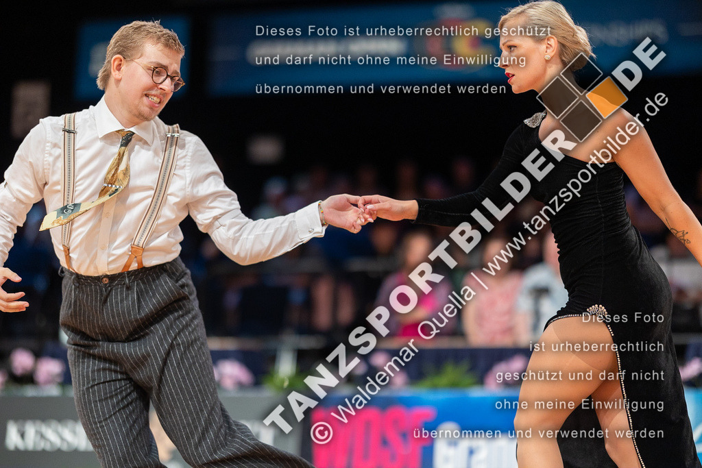 20230812-14436 | Hier finden Sie Tanz Bilder vom Latein und Standard Formationen tanzen. Sportbilder vom Tanzsport. Schöne Fotos und von Weltmeisterschaft, Europameisterschaft, Bundesliga, Regionalliga, Oberliga und Landesliga sowie von GOC Stuttgart, DanceComp, WM Bremen