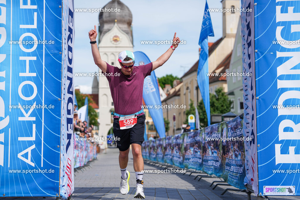 DSC05373 | Stadttriathlon Erding 2025. #yourpictrs #sportshot_your_pictrs @Sportshotphotography #stadttriathlonerding Copyright: www.sportshot.de