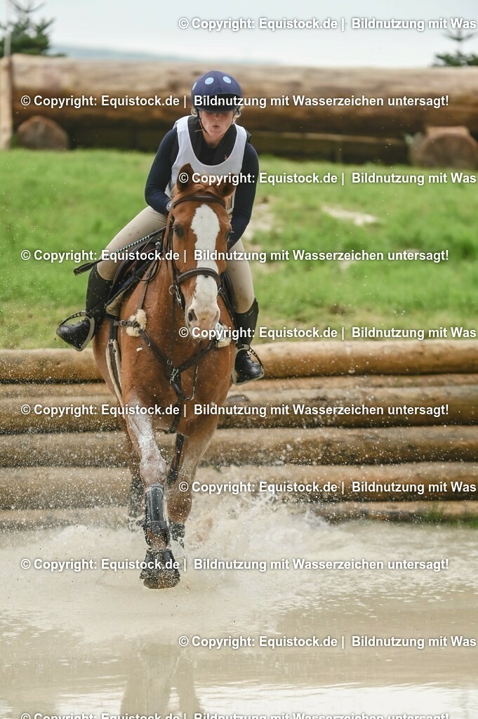 20230513_CCI2_Section2_Gelände_0085 | equistock