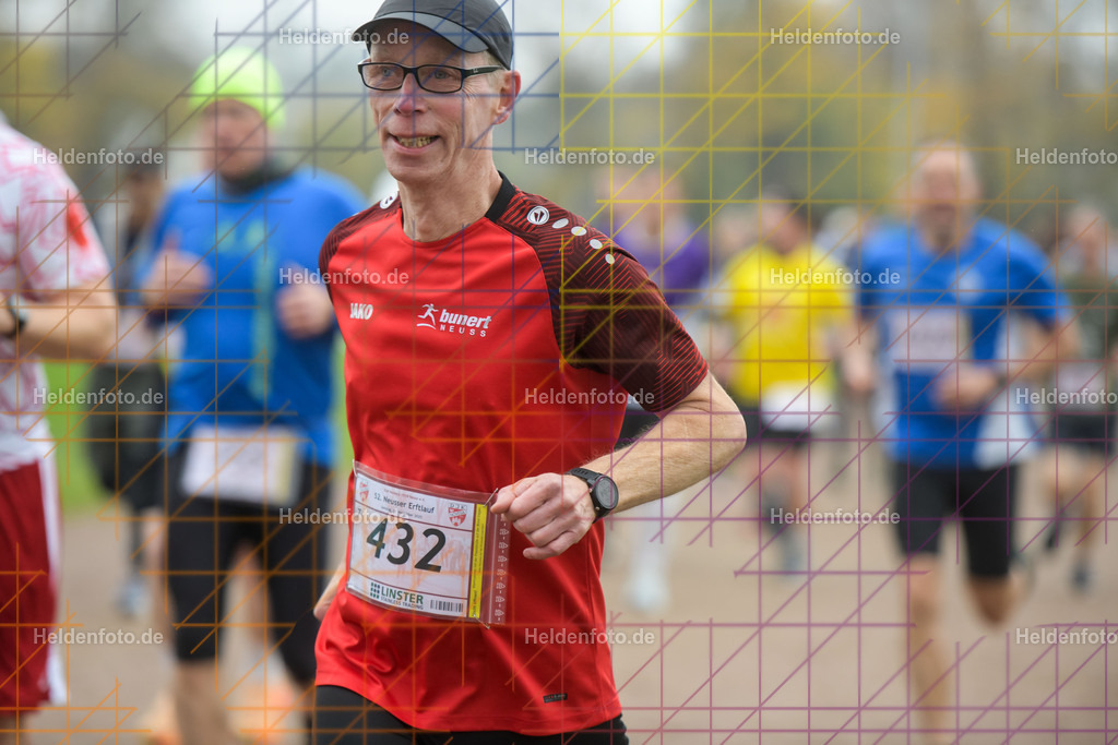 Neusser Erftlauf 2025  | 15km Neusser Erftlauf 2025 Foto: Heldenfoto.de