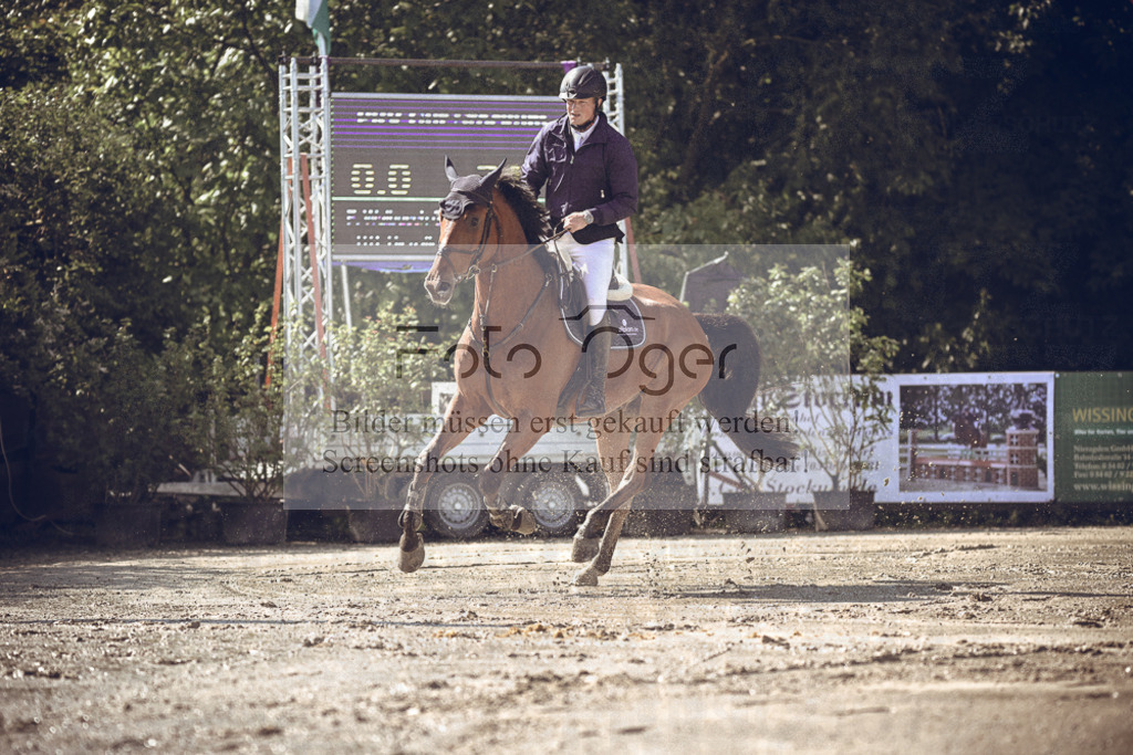 20240530-DOS_0422 | Entdecke hochwertige Reitturnierfotos von Foto Oger. Professionell, emotional und authentisch – jetzt Lieblingsmomente im Shop bestellen.Deutschlandweite Turnierfotografie. - Realisiert mit Pictrs.com