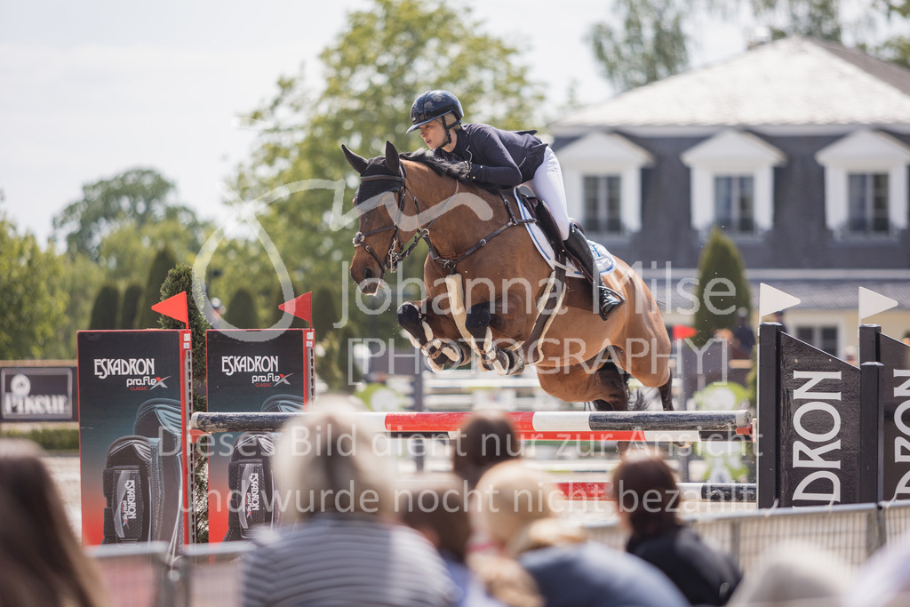 230519_MayDays_M__-Spr-930 | Deine schönsten Turniermomente als professionelle Fotos! Entdecke hochwertige Pferdesport-Fotografie im Online-Shop. Jetzt Fotos finden & bestellen!