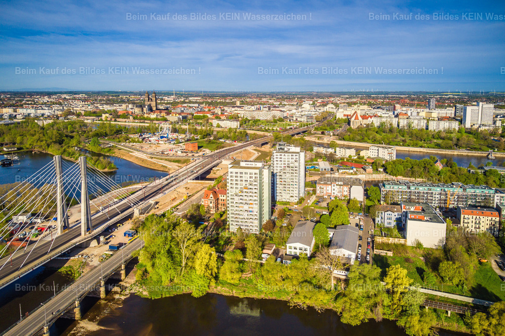 Luftbild Magdeburg Pylonbrücke Alte Elbe Werder-0019 | Luftbild Magdeburg Pylonbrücke Alte Elbe Werder, Mittelstraße und Badestraße - Realisiert mit Pictrs.com