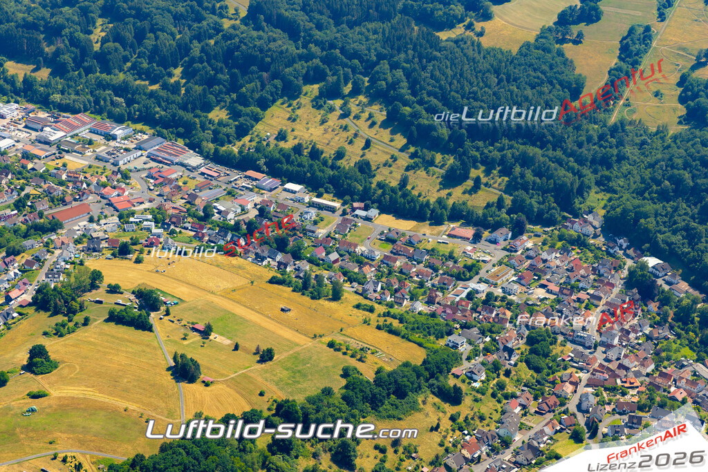 Das Luftbild zeigt :  Frammersbach - Die Luftaufnahme wurde 2023 vom UL-Flugzeug aus erstellt ( keine Drohne ) - Hochauflösende Luftaufnahme - Für grossformatige Ausdrucke geeignet. Die Geschenkidee !Mit Lizenz und Bildrechte bestellbar