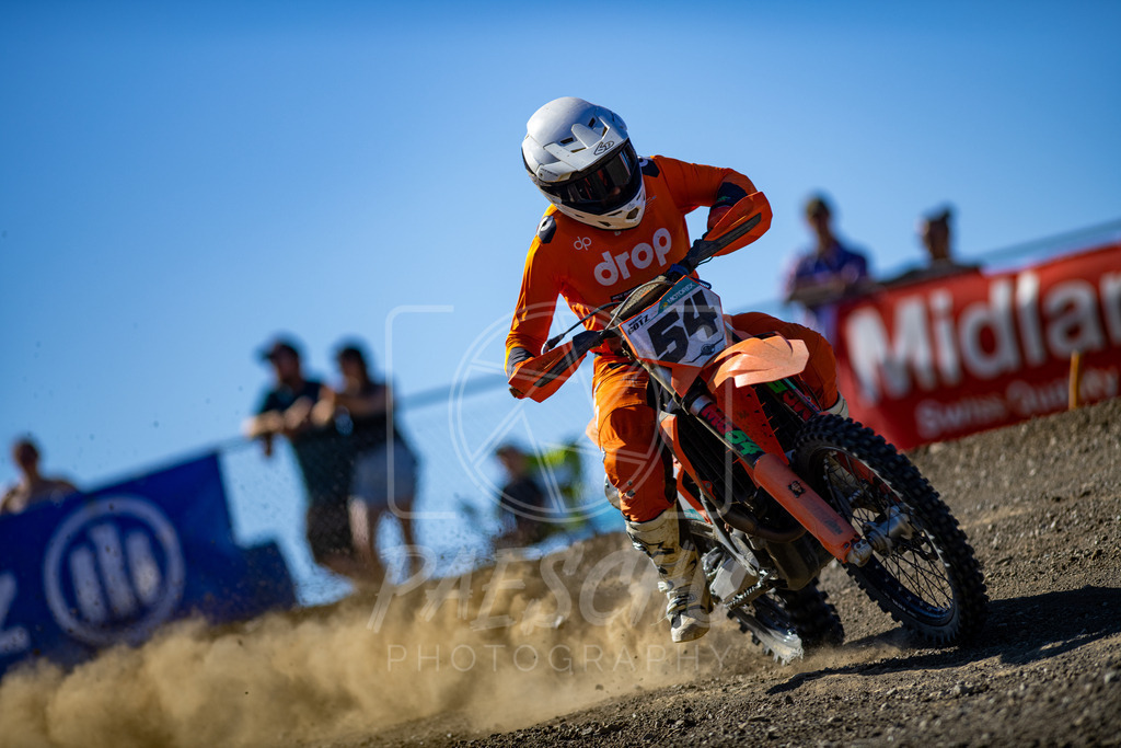 Se E+R (527) | Paeschuphoto Shop - Wer nicht sucht der auch nicht findet.Ob Motocrossbilder oder von einem besuchtem Spiel, Hauptsache Action. - Realisiert mit Pictrs.com