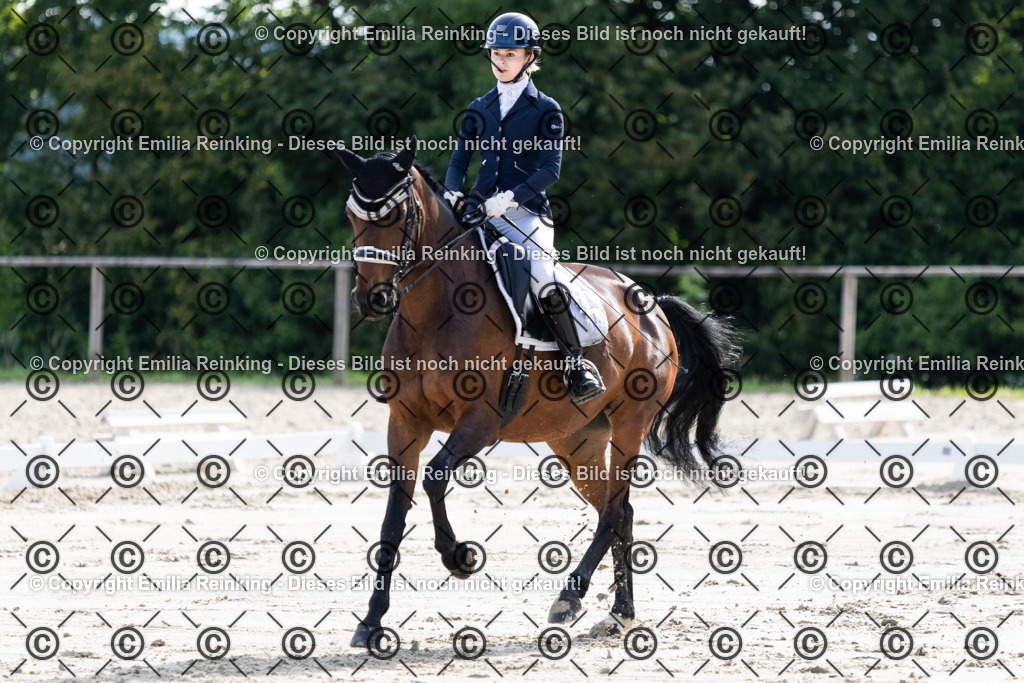 CL5A5565 | Emilia Reinking Fotografie - Realisiert mit Pictrs.com