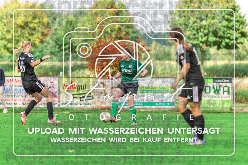 SGFSCT-1007 | Lina Hebenbrock (SC Tewel #09) beim Damen Kreisliga HK/CE Spiel zwischen SG Fulde und SC Tewel im Fulder Zentralstadion, Fulde (Simon Paul Stopat) - Realisiert mit Pictrs.com