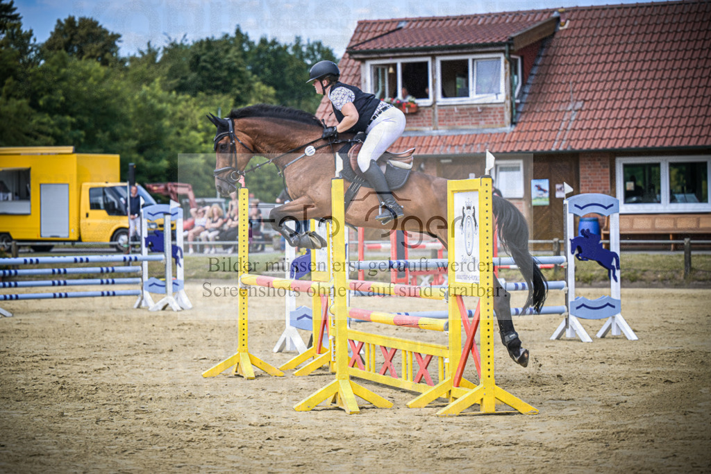 DOS_1612 | Entdecke hochwertige Reitturnierfotos von Foto Oger. Professionell, emotional und authentisch – jetzt Lieblingsmomente im Shop bestellen.Deutschlandweite Turnierfotografie. - Realisiert mit Pictrs.com