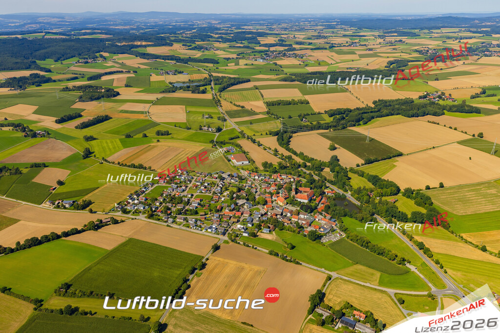 Luftbild Vs Google Maps  Waldau  Vohenstrauß -Das Luftbild wurde 2025 vom UL-Flugzeug heraus erstellt ( keine Drohne ) - Hochauflösende Luftaufnahme -Nicht vergleichbar mit Google Maps oder Satelittenbilder- Die Geschenkidee !Mit Lizenz und Bildrechte bestellbar