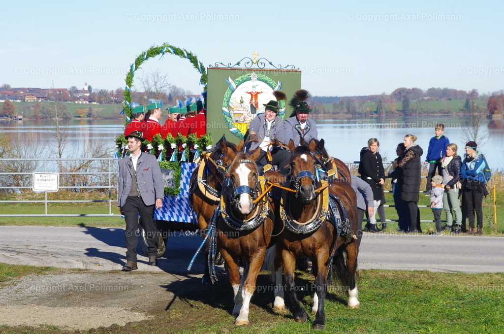 IMGP7646 | fotografiert von Axel PollmannLeonhardi Wallfahrt Benediktbeuern und Murnau, Fronleichnam, Fasching, Landschaft im Loisachtal und Benediktbeuern  - Realisiert mit Pictrs.com