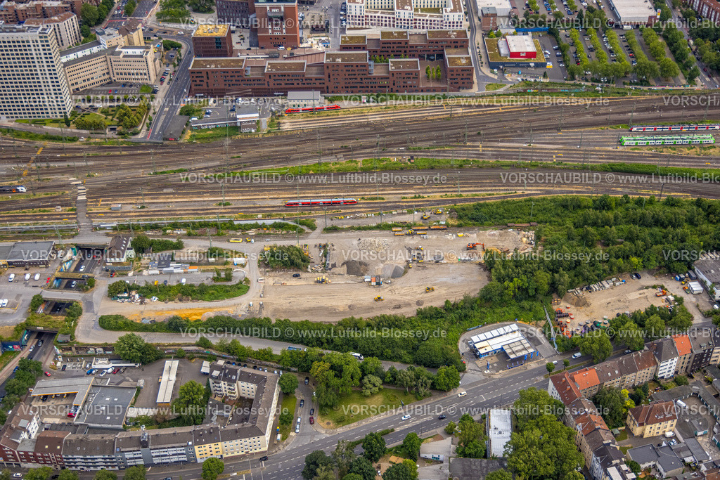 Dortmund230700196 | Luftbild, Vorfeld West Baustelle Abraumhalde am Dortmunder Hauptbahnhof, gegenüber Hardenberg City Center und Dortmunder U, Dorstfelder Brücke, Dortmund, Ruhrgebiet, Nordrhein-Westfalen, Deutschland