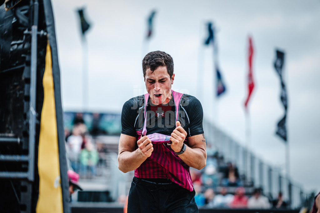 Beachvolleyball | Männer | Queen and King of the Court | Hamburg | 02.06.2024 | Sven Winter wütend