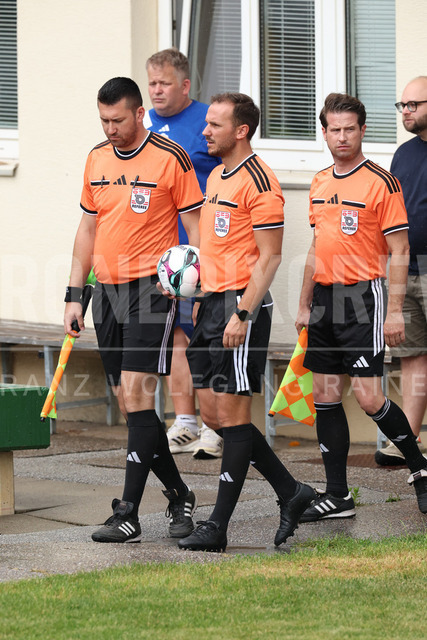 Friendly Match: SC Weiz vs TSV Hartberg in Weiz | Weiz, AUSTRIA, 01.JUL.26 - SOCCER - ADMIRAL Bundesliga, SC Weiz vs TSV Hartberg, test match. The image shows assistant referee Stojan Vukota, referee Dominik Grasser and assistant referee Joerg Hofgartner.