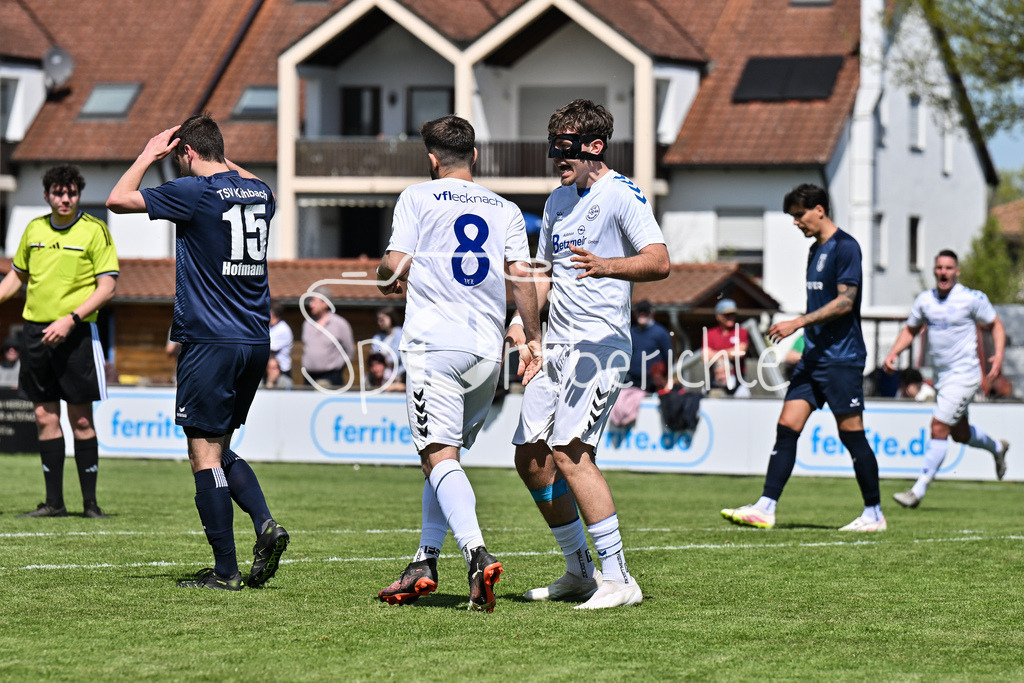 VfL Ecknach II - TSV Kühbach | Jubel nach Treffer zum 2-2 durch TSV 8