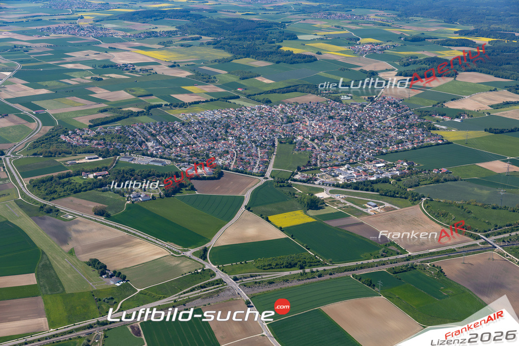 Das Luftbild der Stadt Wettstetten wurde 2021 vom Flugzeug heraus erstellt (keine Drohne) Aufnahmehöhe ca.450 Meter- hohe Bildauflösung und Druck-Qualität garantiert!