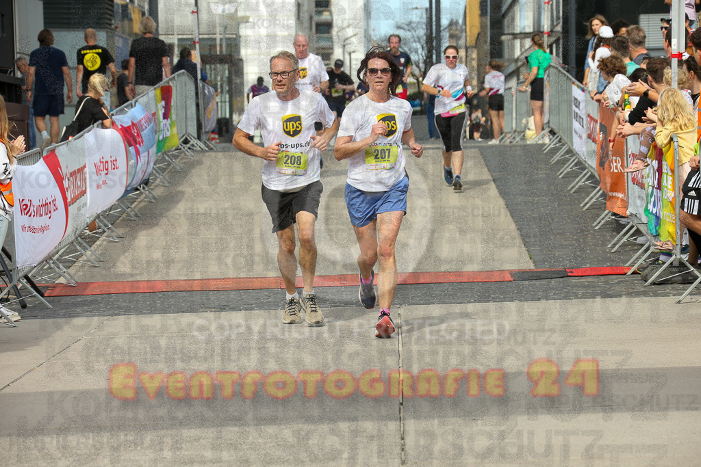 250920_1327_EX1_4767 | Sportfotografie im Rhein-Sieg Kreis, Köln, Bonn, NRW, Rheinland Pfalz, Hessen, etc. Unser Tätigkeitsfeld umfasst den Laufsport vom Volkslauf über den Marathon, Duathlon, Triathon bis zum Ultralauf wie Kölnpfad Ultra oder Schindertrail.