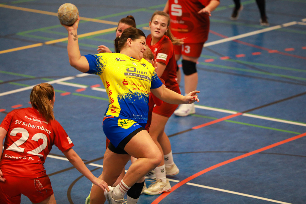 SvSchermbeck_SVN_061225_146 | Bildergalerie von Sport-Ereignissen aber auch von weiteren spannenden Dingen - nicht nur vom Niederrhein. In Anlehnung an den bekannten Spruch von Hanns Dieter Hüsch heißt das Motto: "Niederrhein ist überall".  - Realisiert mit Pictrs.com