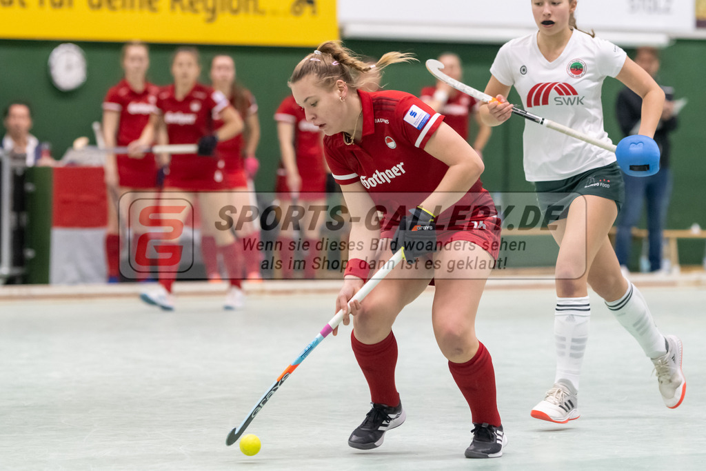 SFE_20221218_0050 | 1. Bundesliga Hockey Damen Rot-Weiss Köln - Crefelder HTCa am 18.12.2022 in Köln (KTHC Stadion Rot-Weiss Köln Tennis and Hockey Club), Photo: Stephan Fehrmann 2022 (Sports-Gallery),Helena Würker ( Rot-Weiss Köln #16 )