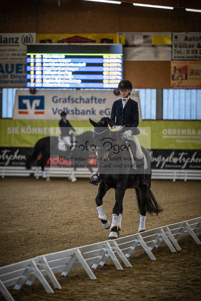 DOS_0081 | Entdecke hochwertige Reitturnierfotos von Foto Oger. Professionell, emotional und authentisch – jetzt Lieblingsmomente im Shop bestellen.Deutschlandweite Turnierfotografie. - Realisiert mit Pictrs.com
