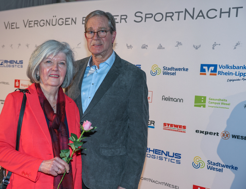 top-top.de250214-124 | Die 3. Weseler SportNacht, die große Sportgala mit Ehrungen der Weseler Sportler des Jahres 2024 findet am Freitag, den 14.02.2025 im Festzelt an der Rheinpromenade statt.Foto: Erwin Pottgiesser