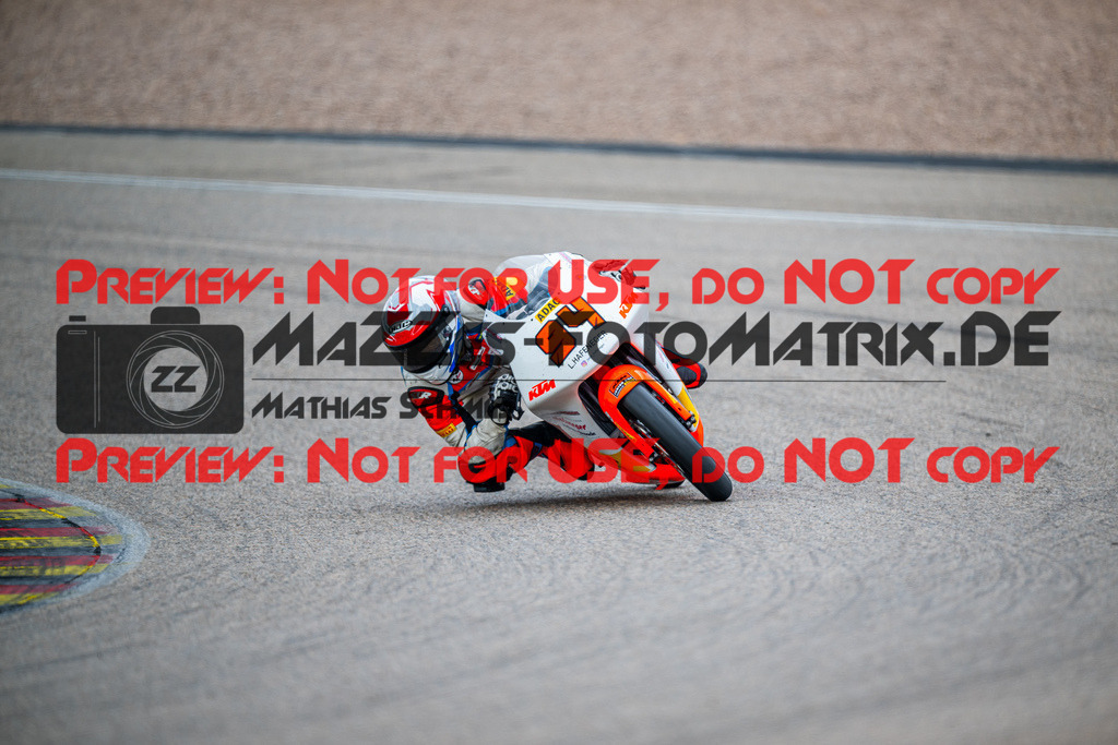 MaZZes_FotoMatrix_240504_6007705_4110 | KTM