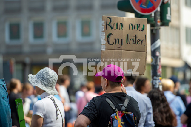 20250427-NSZ_3565 | DEU, Düsseldorf, 27.04.2025 Uniper Düsseldorf Marathon 2025 - Realisiert mit Pictrs.com