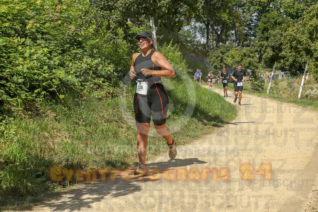 250824_1240_EX1_0133 | Sportfotografie im Rhein-Sieg Kreis, Köln, Bonn, NRW, Rheinland Pfalz, Hessen, etc. Unser Tätigkeitsfeld umfasst den Laufsport vom Volkslauf über den Marathon, Duathlon, Triathon bis zum Ultralauf wie Kölnpfad Ultra oder Schindertrail.