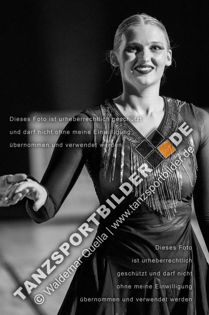 20250503-00834 | Hier finden Sie Tanz Bilder vom Latein und Standard Formationen tanzen. Sportbilder vom Tanzsport. Schöne Fotos und von Weltmeisterschaft, Europameisterschaft, Bundesliga, Regionalliga, Oberliga und Landesliga sowie von GOC Stuttgart, DanceComp, WM Bremen